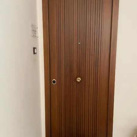 Domus Atenea Apartment *