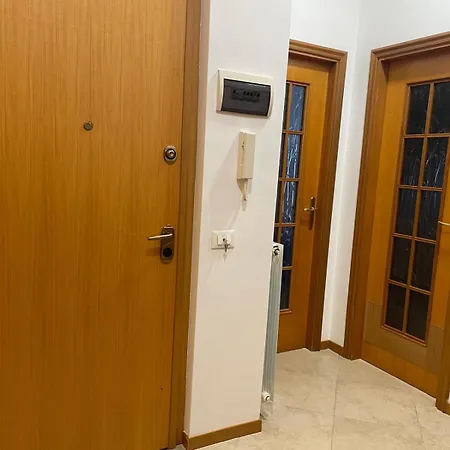 Domus Atenea Apartman