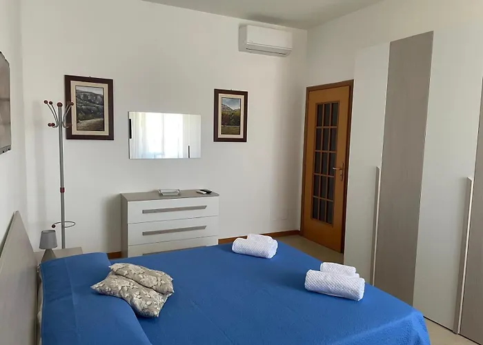 Domus Atenea Apartment